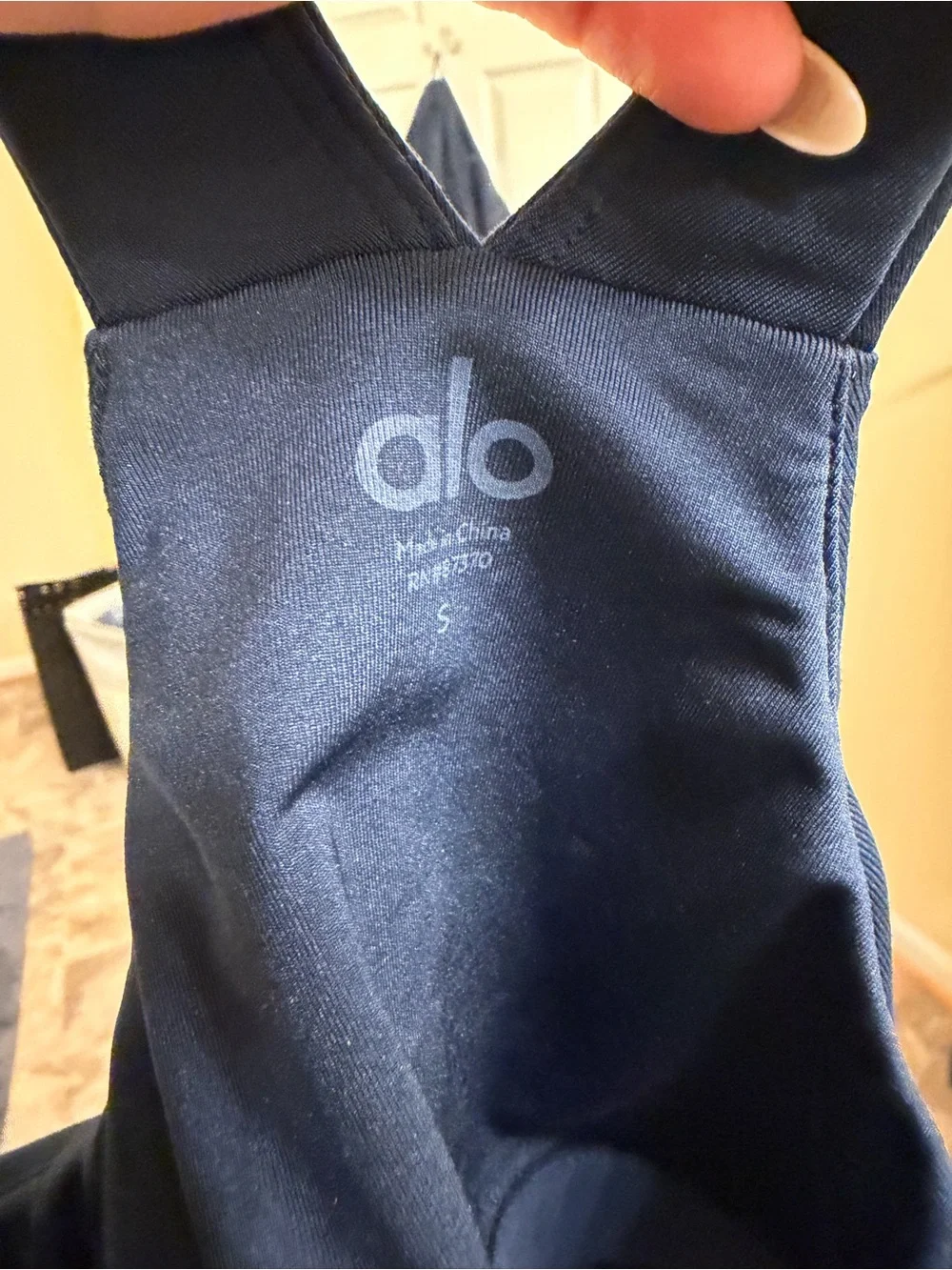 ALO Yoga Navy airbrush tank top  Bra